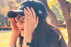 女優チェ・ジウ、秋のお出かけ姿が大反響！プライベートでも隠しきれない“姫オーラ”【PHOTO】 画像