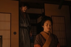 「ばけばけ」第33回あらすじ・場面写真　ヘブンに手を引かれ、ラシャメンとしての役割が来たと固まってしまうトキ…11月12日放送 画像