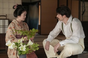 「ばけばけ」第39回あらすじ・場面写真　トキは武家の娘のたしなみで覚えた生け花などで、徐々にヘブンの評価をつかみ始めていた…11月20日放送 画像