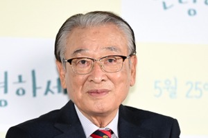 韓国全土が追悼ムード…故イ・スンジェさんに“金冠文化勲章”追叙「文化芸術の品格を高めた方だった」 画像
