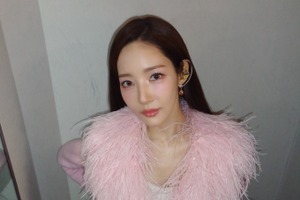 女優パク・ミニョン、来日ファンミの「最高に可愛い」舞台裏に反響！【PHOTO】 画像