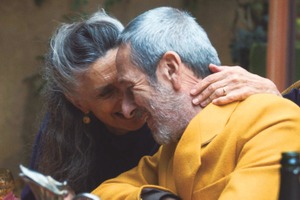 “デュオ安楽死”を決意した父母とその家族の葛藤映し出す『両親が決めたこと』予告編 画像