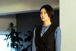 “歪められてきた真実”に対し、咲（柴咲）と奏（川口）が講じる最後の一手とは？　「スキャンダルイブ」最終話あらすじ・場面写真 画像