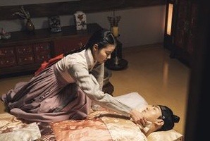 『世子が消えた』スホ×ホン・イェジ、“必死の看病”の舞台裏 画像