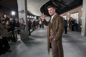 クリス・ヘムズワース「今まで演じたことがない種類の役」マッド・デイモン＆ベン・アフレックら駆けつけ大盛況！『クライム 101』ワールドプレミア 画像