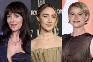 ダコタ・ジョンソン、シアーシャ・ローナン、ジェシー・バックリーが『Three Incestuous Sisters』で三姉妹役 画像