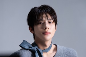 「洗練された大人の色気」ムン・サンミン、息を呑むほど美しいビハインド写真【PHOTO】 画像