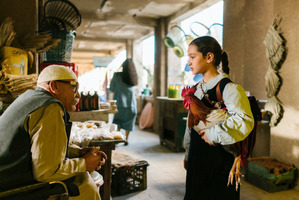 ケーキの材料を探して駆け回る少女を描くイラク映画『大統領のケーキ』7月公開 画像