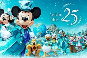 開園25周年！ 東京ディズニーシーのスペシャルグッズが新登場　ミッキーマウス＆ミニーマウス、思い出の衣装に注目 画像