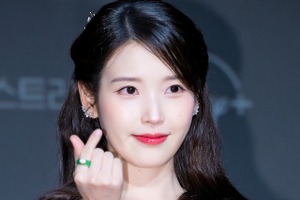 “国民の妹”から韓国が誇るスターに。歌も演技も限界知らず「IU」の才能に迫る！ 画像
