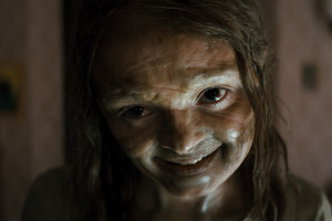 『THE MUMMY／ザ・マミー 棺の中の少女』戦慄場面写真＆和やかメイキングショット 画像