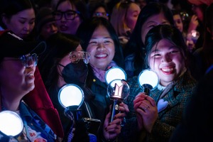 K-POP人気グループの「ペンライト」事情。“意外と面白い”名前の由来やデザインをご紹介！ 画像