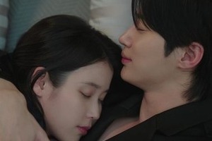 IU×ビョン・ウソク、契約結婚流出で波乱　『21世紀の大君夫人』自己最高記録 画像