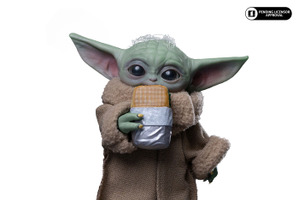 手のひらサイズ！おやつを食べるグローグー、アンゼラ人を抱えるグローグーなど『スター・ウォーズ』アイアン・スタジオ　スタチュー発売 画像