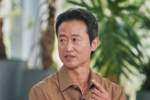 『ムービング』など出演の“名脇役”ユ・スンモク、初の男優助演賞の裏側にあった「夫婦の絆」 画像
