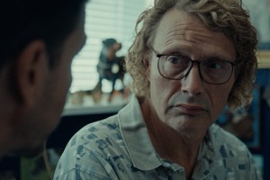 マッツ・ミケルセン来日舞台挨拶決定『さよなら、僕の英雄』　ジョン・レノンになる前の兄（マッツ）の本編映像解禁 画像