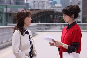 「愛情」「涙が止まらなかった」波瑠“ルナ”を想う石野真子“ルナ母”の気持ちに感動の声上がる…「月夜行路」第8話 画像