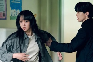 女優チン・ギジュ、『鉄槌教師』で新たな代表作誕生！予測不能な魅力で“人生キャラクター”を更新 画像