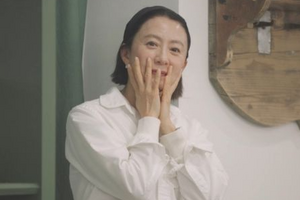 トップ女優キム・ヒエがバラエティで見せた涙の理由…「大きな癒しをもらった」 画像
