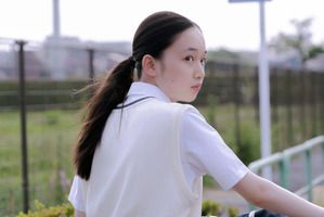 「余韻が残る」在日コリアン少女の現在地…『トロフィー』「BTS好き？」から始まる若くて青いアイデンティティのゆらぎ 画像