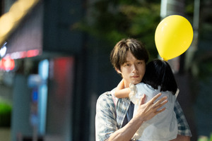 坂口健太郎主演『私はあなたを知らない、』の中野量太監督、10年ぶり完全オリジナル脚本で辿り着いた新たな境地 画像