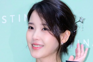 『21世紀の大君夫人』IUが耳の健康悪化…本業への支障に本人が謝罪＆ファンから心配の声 画像