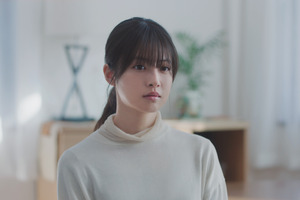 松村北斗＆今田美桜ほか、登場人物たちの緊迫の人間模様捉える『白鳥とコウモリ』場面写真 画像