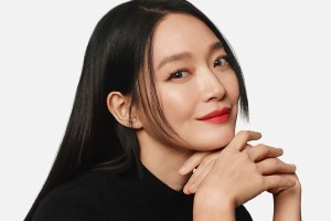 女優シン・ミナ、高級時計ブランド「OMEGA」のグローバルアンバサダーに就任！「優雅な品格と誠実な姿勢」をCEOも絶賛 画像