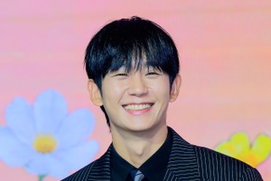 チョン・ヘインが“恋愛経験ゼロ”の男に…Netflix新作に意気込み「今の時代のロマンが詰まってる」 画像