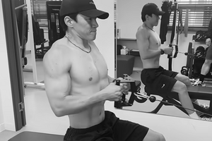 「CGじゃなかったの…」俳優キム・ムヨルの“規格外フィジカル”にコーチも感嘆 画像