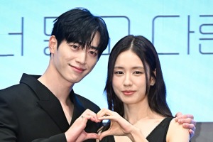 「目を見るだけで感情が…」ソ・ガンジュン、10年目の恋人役を演じたアン・ウンジンを絶賛！ 画像