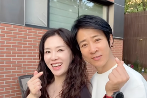 韓国芸能界の“元祖おしどり夫婦”、結婚30年を超えてもラブラブな日常が素敵すぎる！ 画像