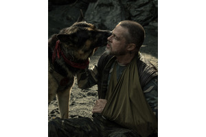 ブラッド・ピット「本当に素晴らしい」人間と犬の絆に注目『ハート・オブ・ビースト』特別映像 画像