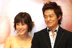 破局から18年…イ・ソジンとキム・ジョンウンが今になって語り始めた“恋の真相” 画像