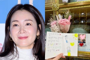 「会いたいです、とても」チェ・ジウ、亡き父の納骨堂を訪問…幼い娘からの手紙に涙【写真】 画像
