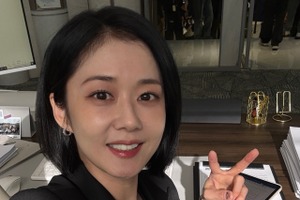 「40代とは思えない」“童顔女優”チャン・ナラ、異次元の透明感＆隙のない美肌にファン驚愕【写真】 画像