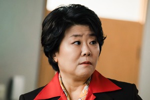「今度はアクションまで!?」名優イ・ジョンウン、『ドクターX』で放つ“新たな存在感” 画像