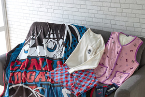 コナンやキッドの毛布＆パジャマなど「名探偵コナン」あったか商品発売　4WAYソファーベッドも 画像