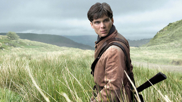 麦の穂をゆらす風