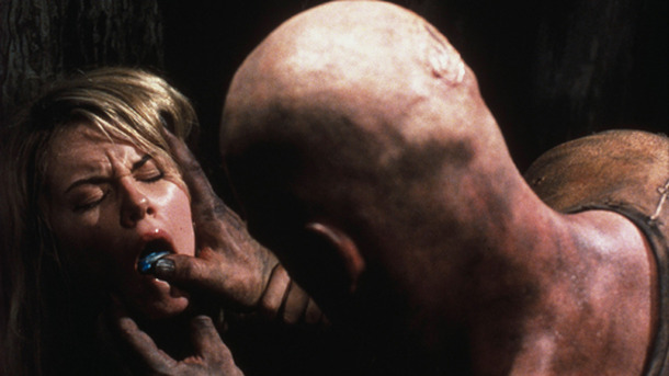 シー・ノー・イーヴル　肉鉤のいけにえ