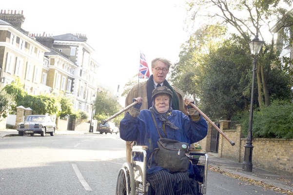 ミス・シェパードをお手本に