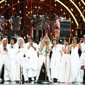グラミー賞は「白」でセクハラ抗議！ケシャ＆エルトンらがパフォーマンス・画像