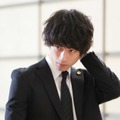 坂口健太郎の黒スーツに「可愛い」「最高」の声殺到「イノセンス～冤罪弁護士～」3話・画像
