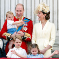 ルイ王子が2歳に！キャサリン妃撮影による記念写真に「かわいい」「感動」の声・画像