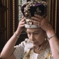 「精一杯頑張るしかなかった」25歳で即位した当時の思いとは『エリザベス　女王陛下の微笑み』本編映像・画像