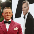 ダニエル・クレイグ、ジェームズ・ボンドと同じ聖マイケル・聖ジョージ勲章を受章・画像
