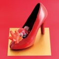『私が靴を愛するワケ』に登場する”靴”をセバスチャン・ブイエがケーキに・画像