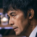 阿部寛、初のキャスター役「想像もしていなかった」『ショウタイムセブン』場面写真・画像