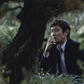切羽詰まったイ・ビョンホン“マンス”、慌てふためく本編映像『しあわせな選択』・画像