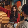 イム・ユナ“悪魔憑き女子”が大暴れ『プリティ・クレイジー』本編シーン アン・ボヒョンのメイキングカットも・画像